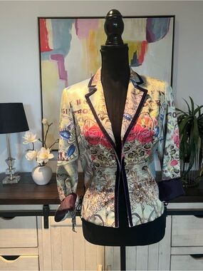 Fitted Floral Graphic Blazer - Multicolor